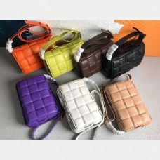 Bottega Veneta Best Replica MaXi Intreccio Cassette Nappa leather shoulder bag